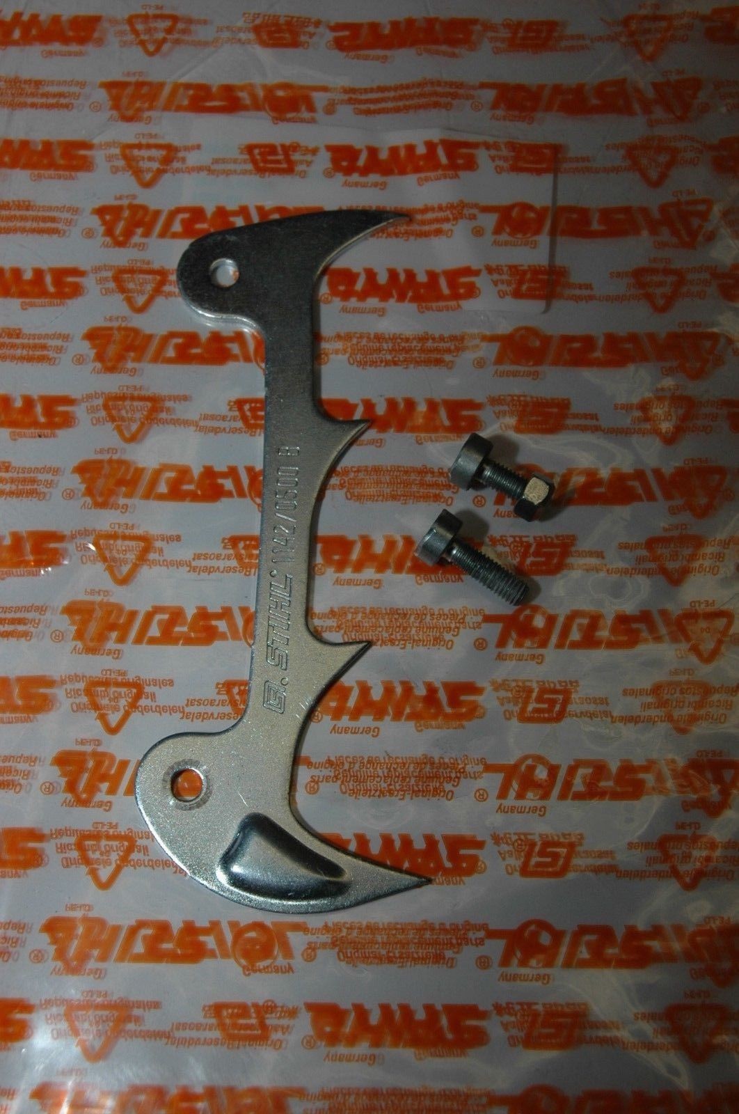AISEN Anschlagkrallen Für Stihl Motorsägen – 2 Stück, Inkl. Schrauben, Für MS170, MS180, MS210, MS230, MS250