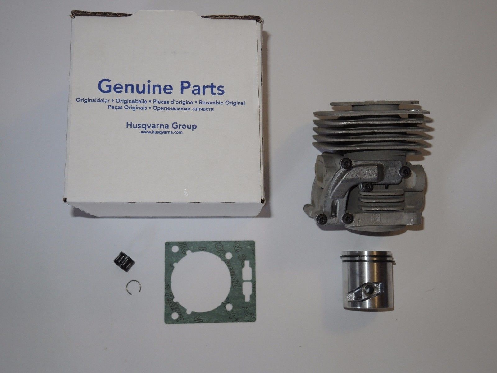 Zylinder Kolben Set für Stihl 090 66 mm Cylinder kit with piston 